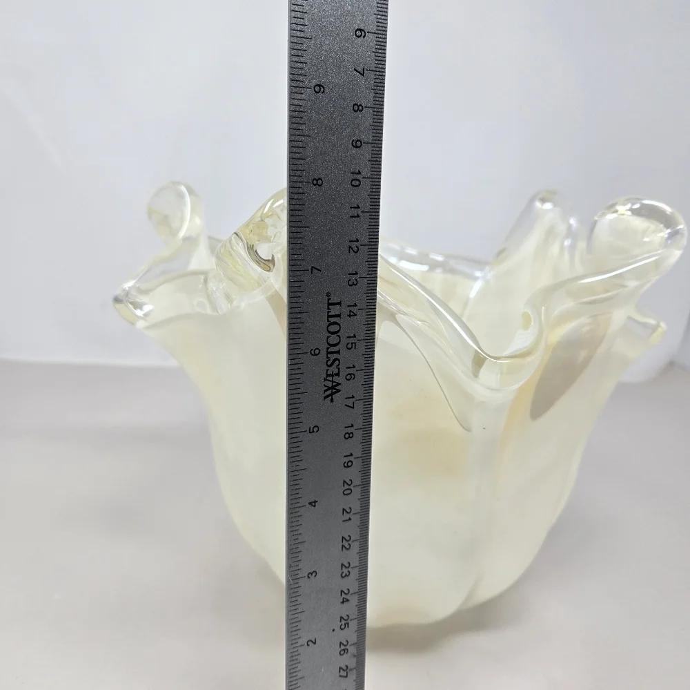 Italian Hand Blown Murano Cream & Clear 11x8 Vintage Beautiful Glass Vase Bowl